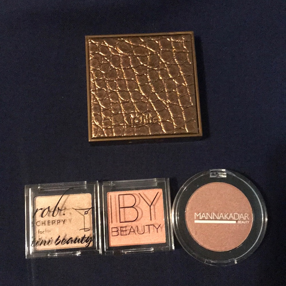 Mini palette each is $3 All for $8
